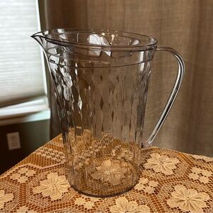 Tupperware Clear Faceted Plastic Pitcher - Transparent